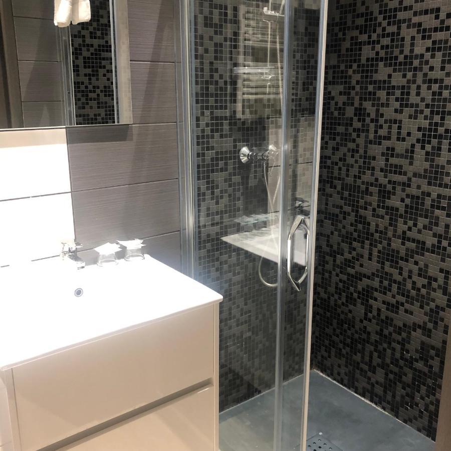 Hotel Le Dauphin Ajaccio  Ngoại thất bức ảnh