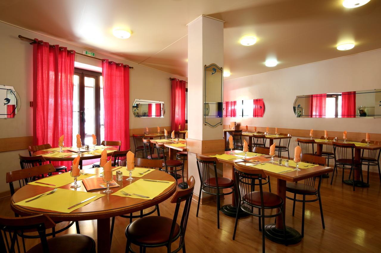 Hotel Le Dauphin Ajaccio  Ngoại thất bức ảnh