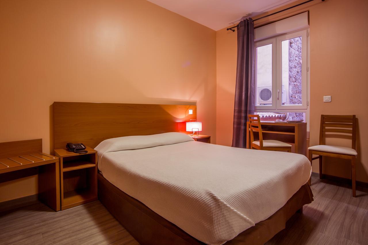 Hotel Le Dauphin Ajaccio  Ngoại thất bức ảnh