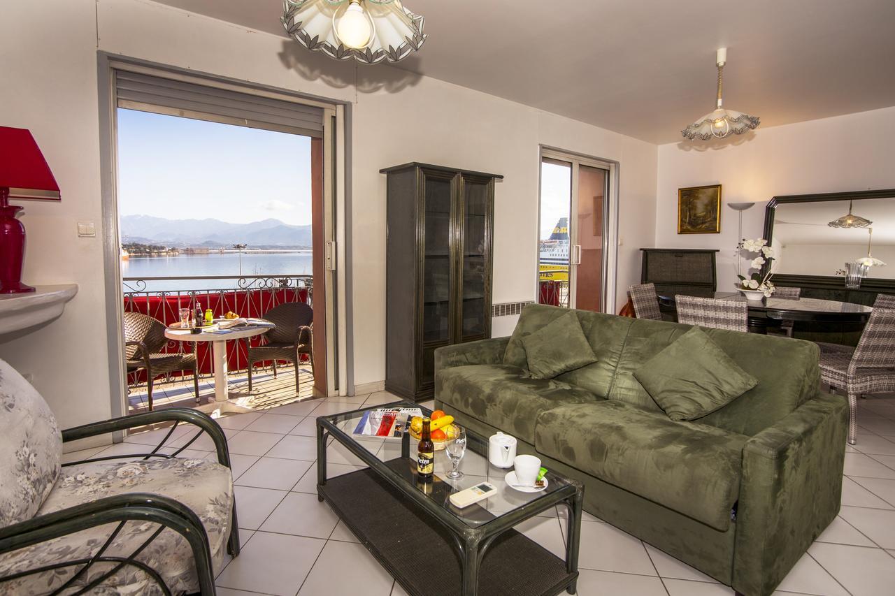 Hotel Le Dauphin Ajaccio  Ngoại thất bức ảnh