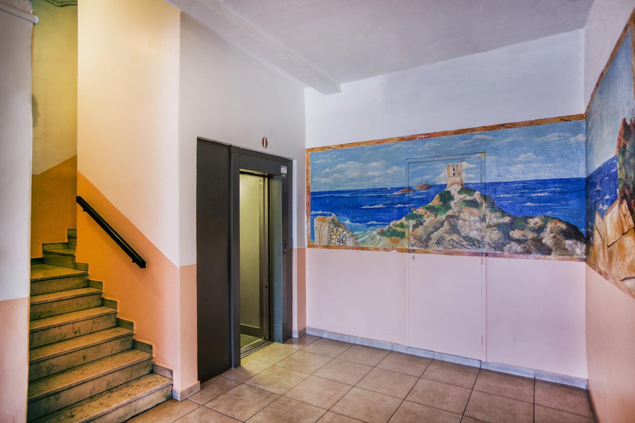 Hotel Le Dauphin Ajaccio  Ngoại thất bức ảnh