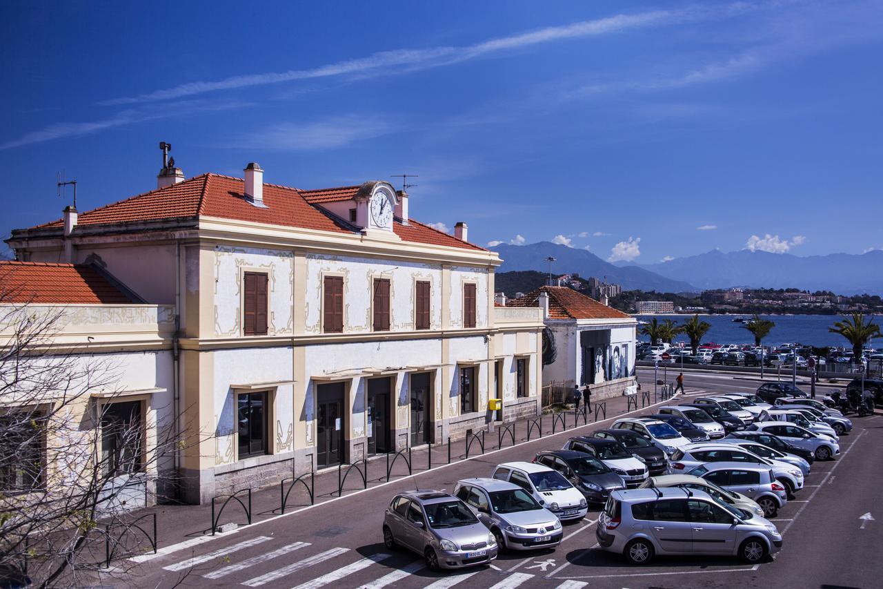 Hotel Le Dauphin Ajaccio  Ngoại thất bức ảnh