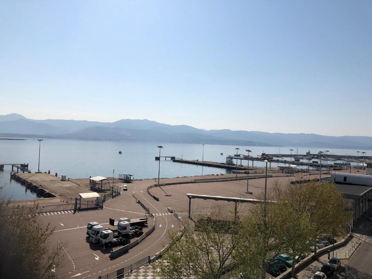Hotel Le Dauphin Ajaccio  Ngoại thất bức ảnh